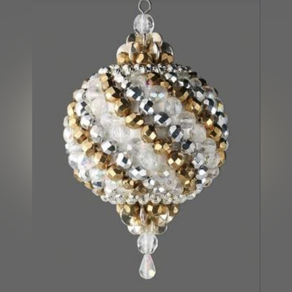 Amiraultdesigns Other - Beaded ornament cover